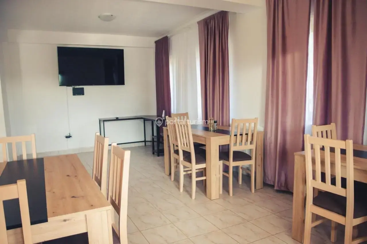 Pensiunea La Nenea Iancu