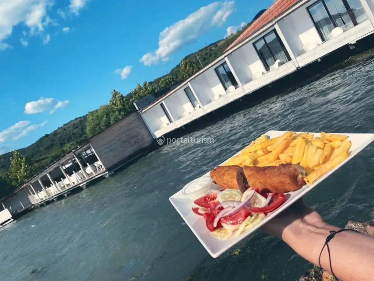 Pensiunea La Pescador