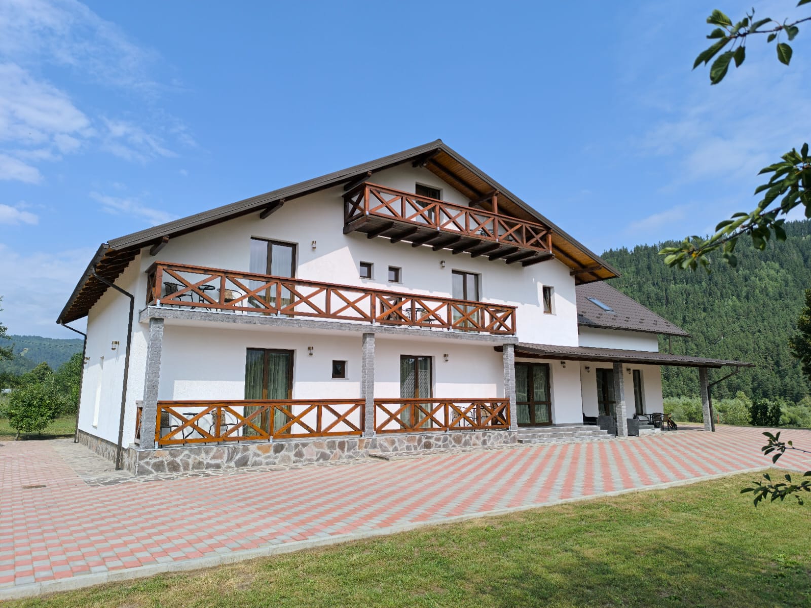 Szállás Pensiunea La Tei