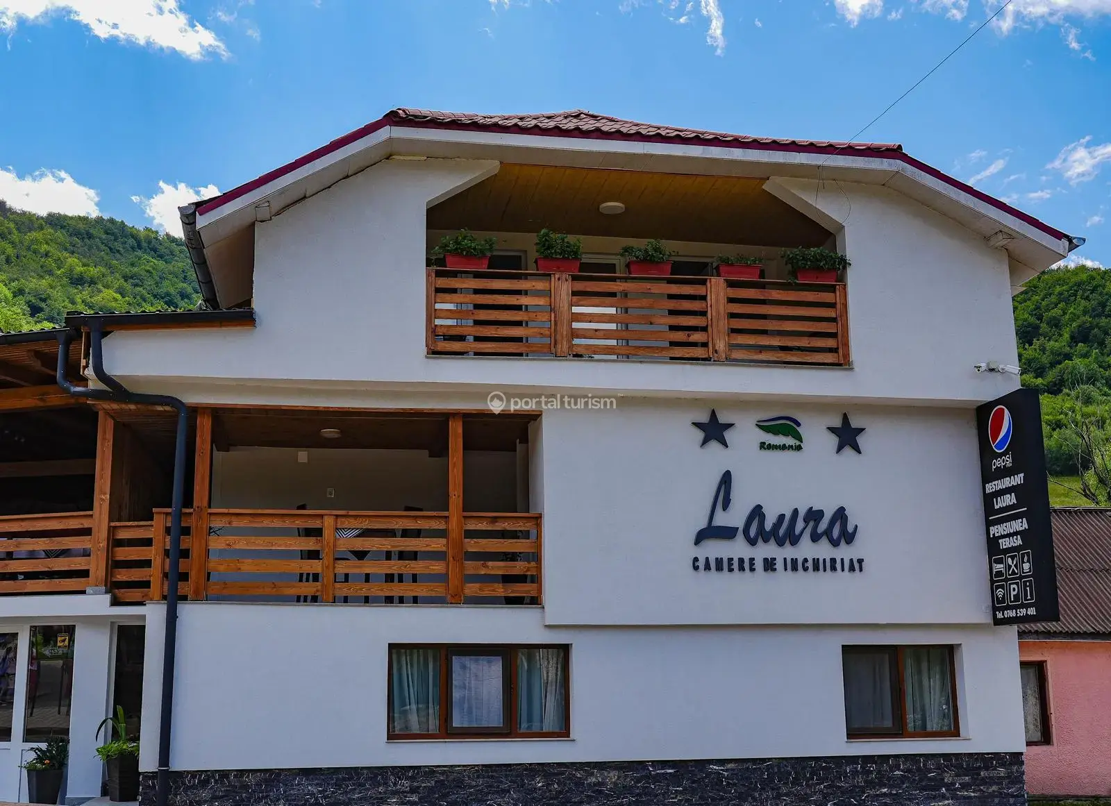 Pensiunea Laura