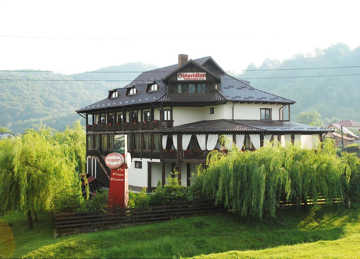 Cazare Pensiunea Meridian