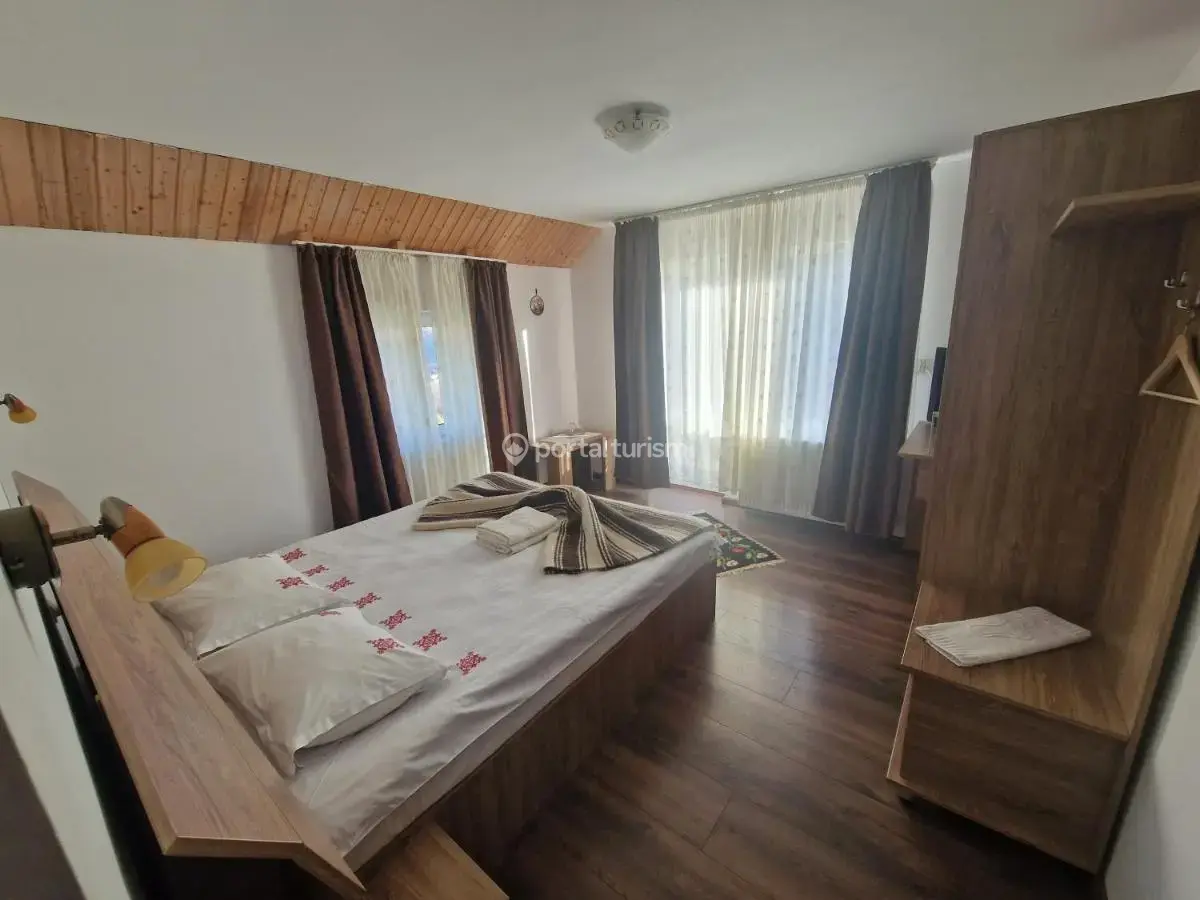 Pensiunea Ograda de la Munte