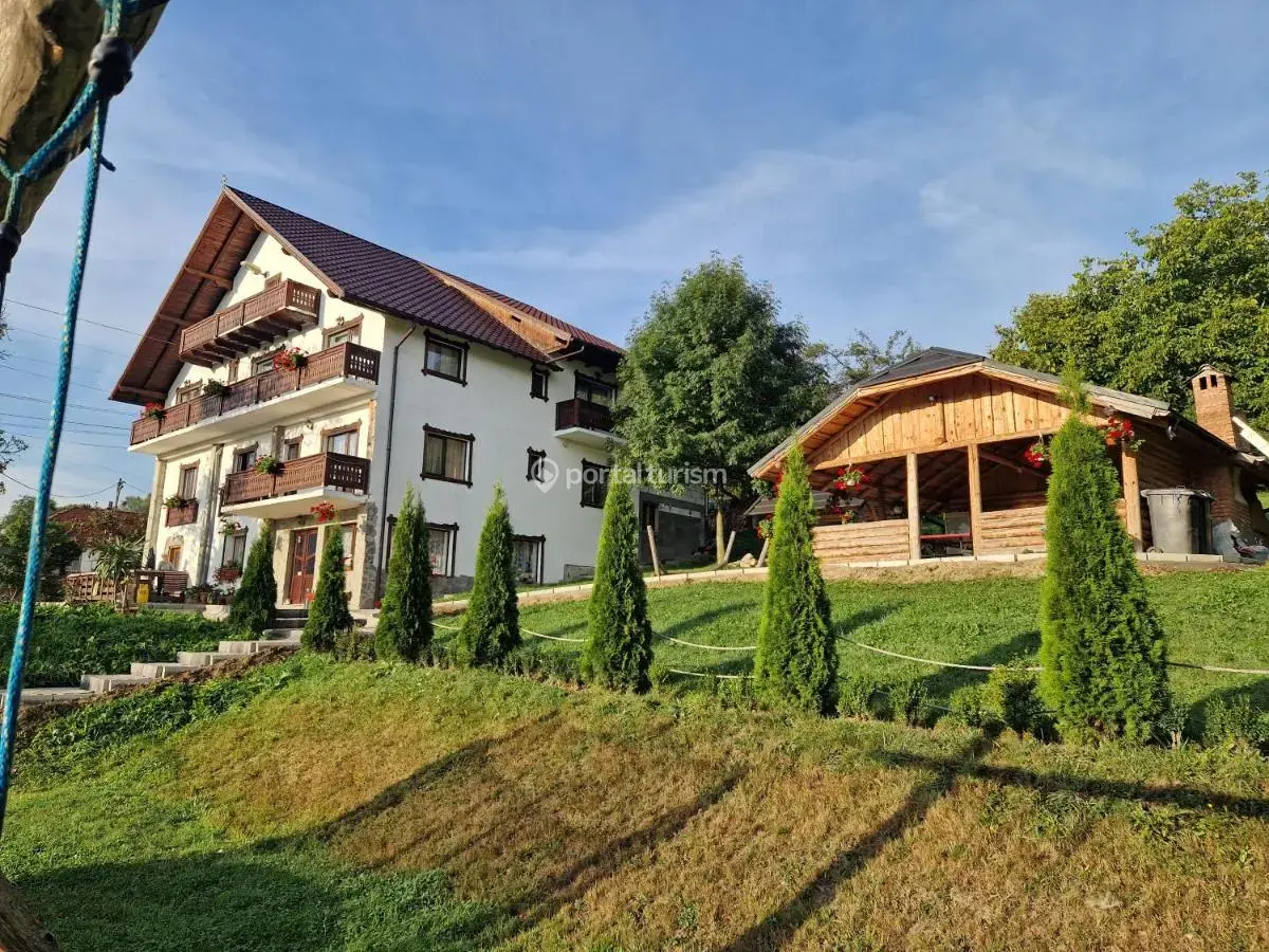 Pensiunea Ograda de la Munte