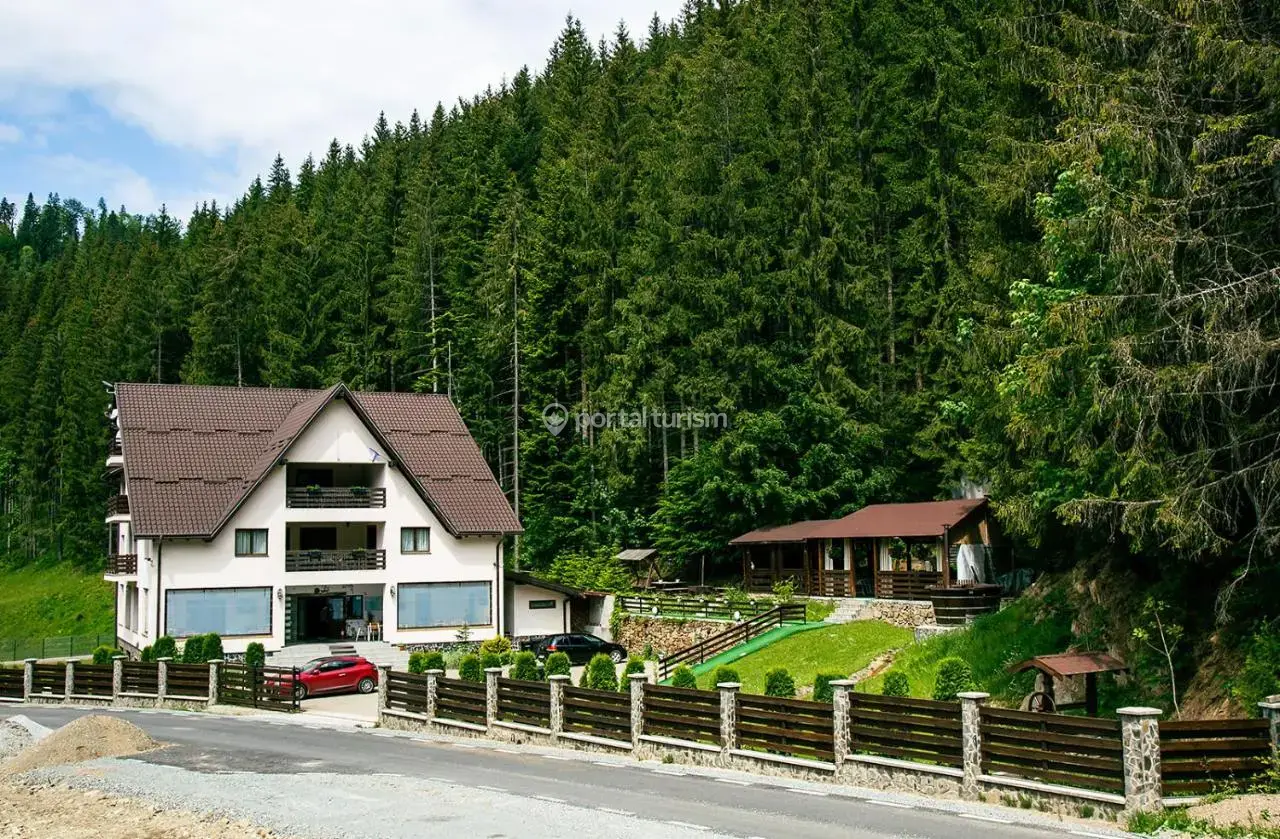 Pensiunea Perla Pădurii