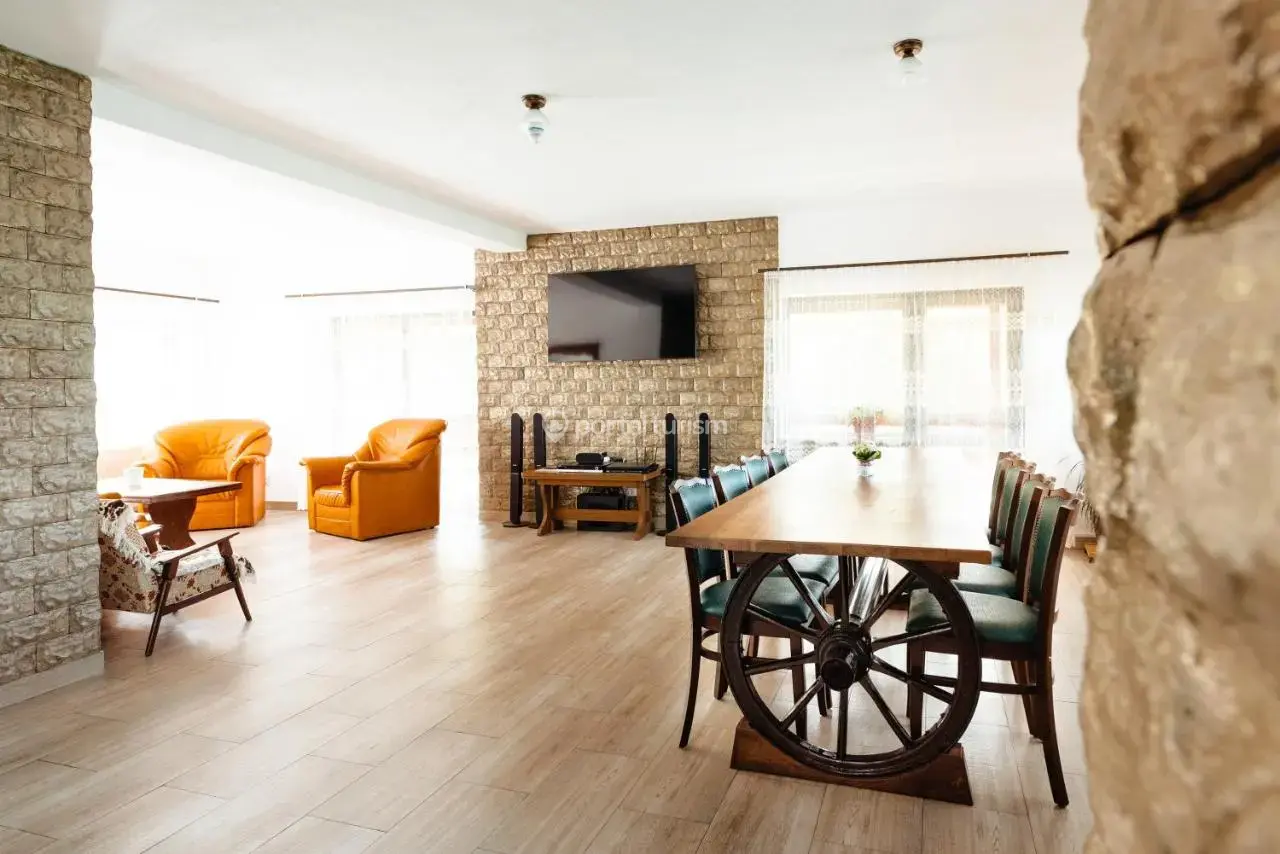 Pensiunea Agroturistică Rareș