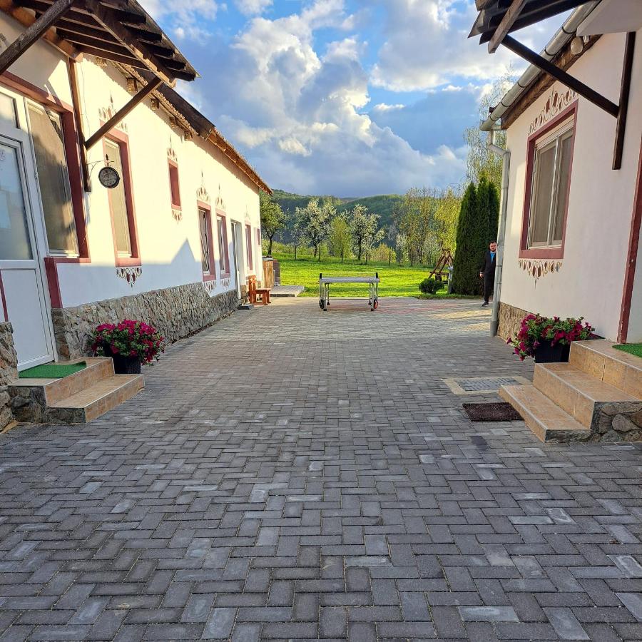 Cazare Pensiunea Retreat Belvedere