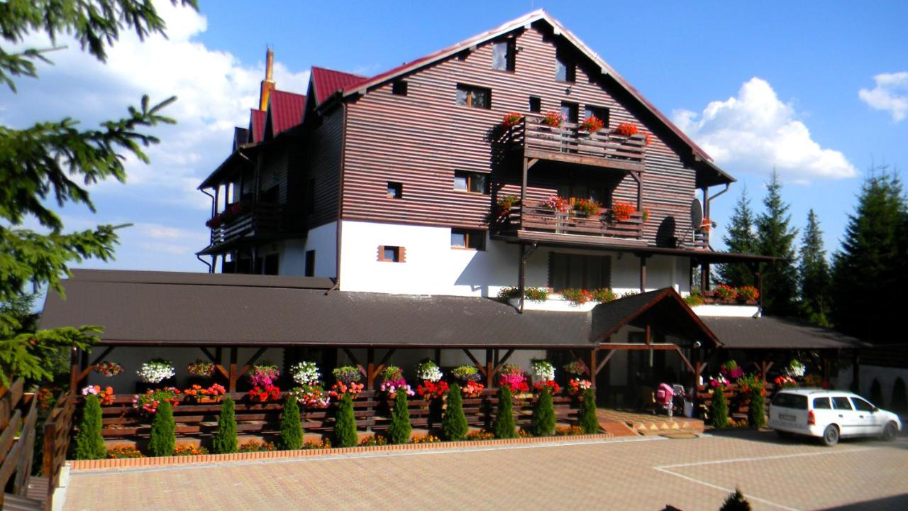 Cazare Pensiunea Skiland