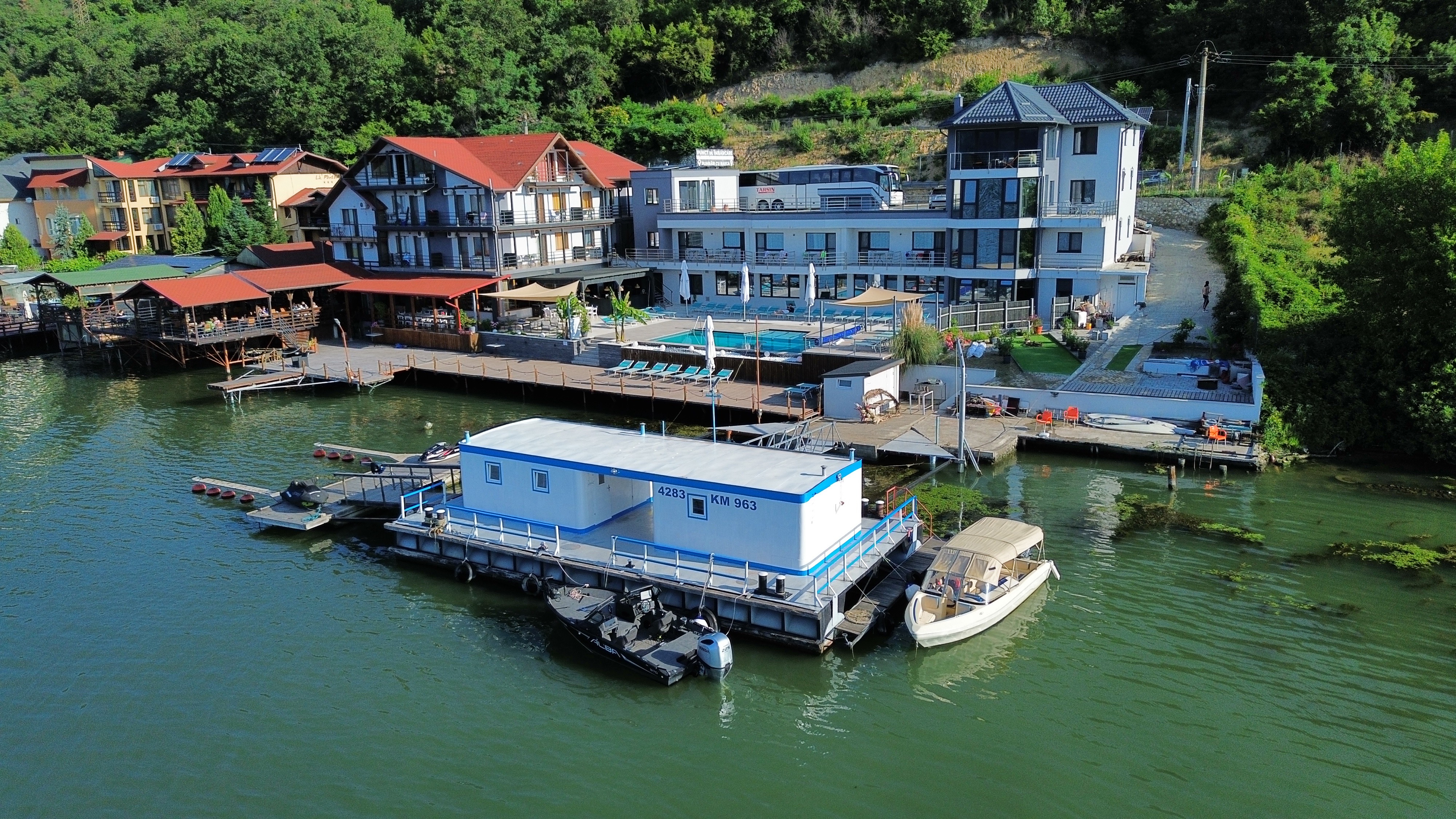 Accommodation Pensiunea Steaua Dunării