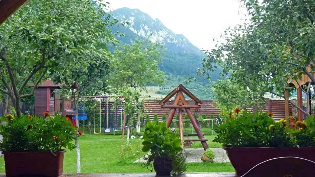 Pensiunea Șura Pietrei Craiului