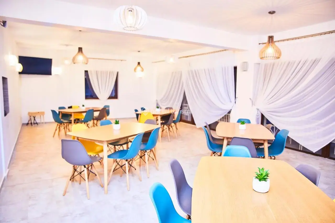 Pensiunea Turquoise House