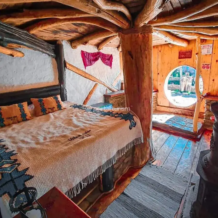 Sat de vacanță Valea Celor Doisprezece