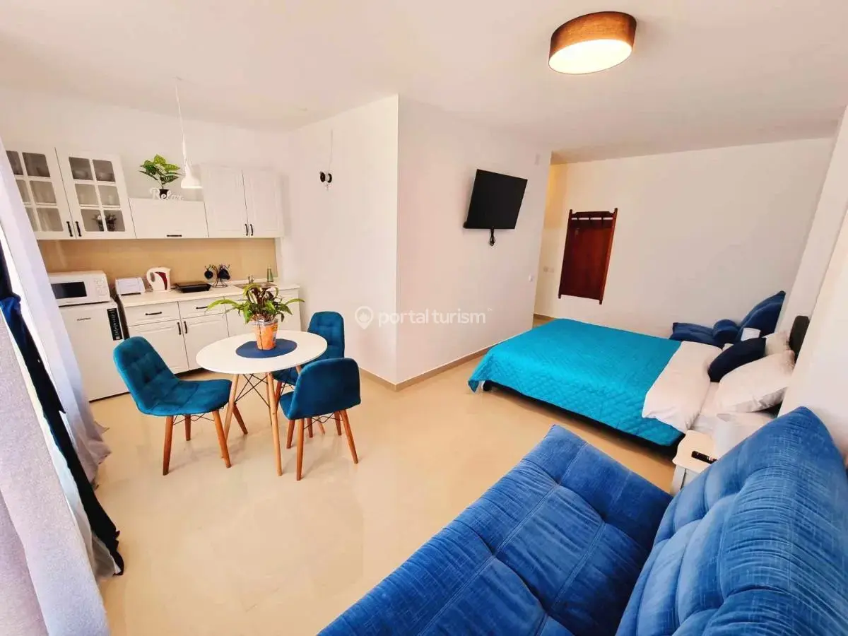 Studio Efonline Studios Private Beach