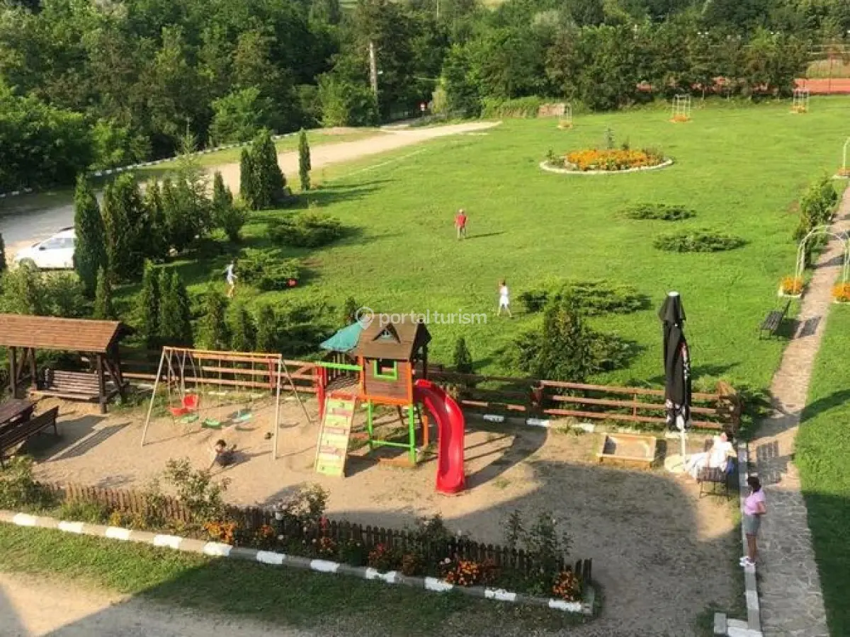 Pensiunea Casa Pădurii