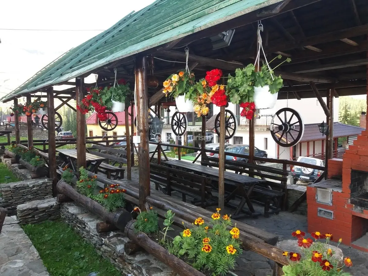 Pensiunea Brândușa