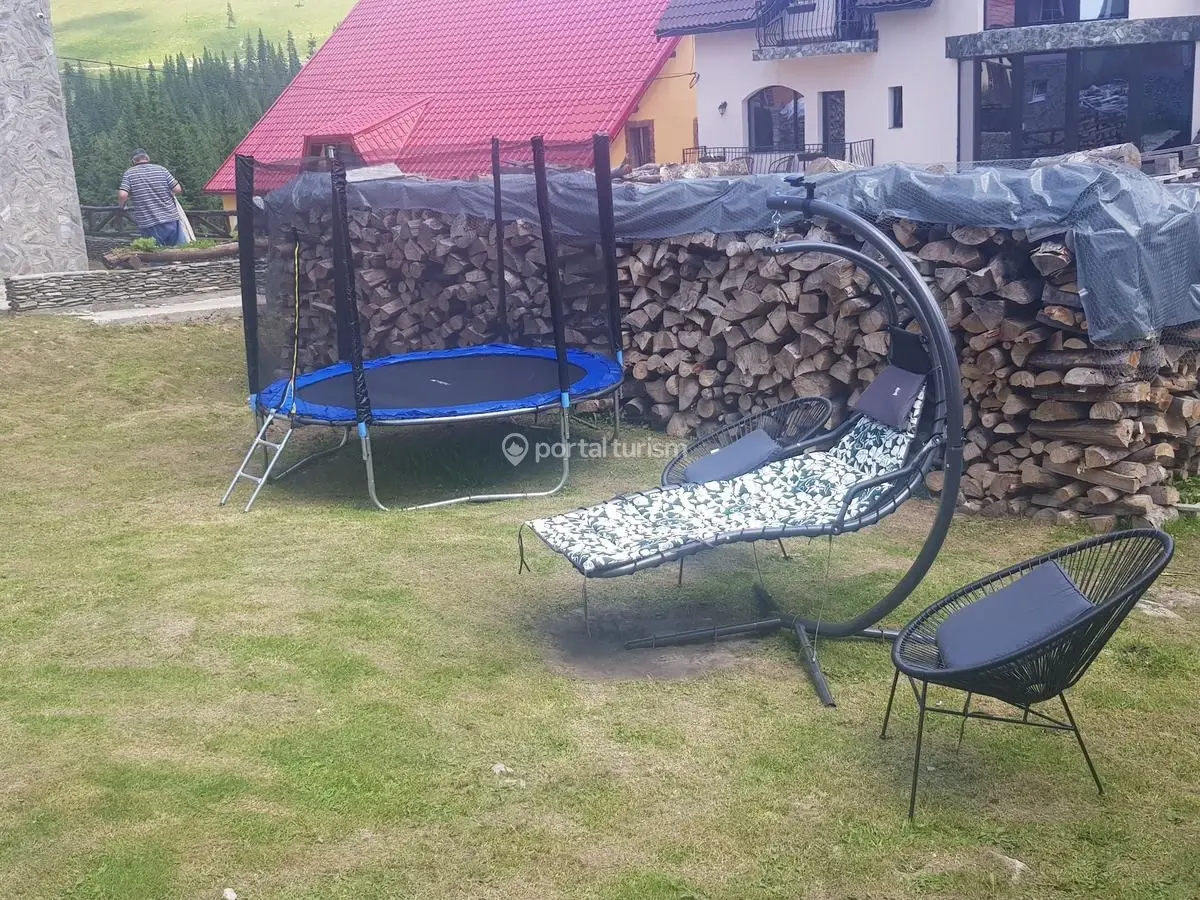 Pensiunea Brândușa