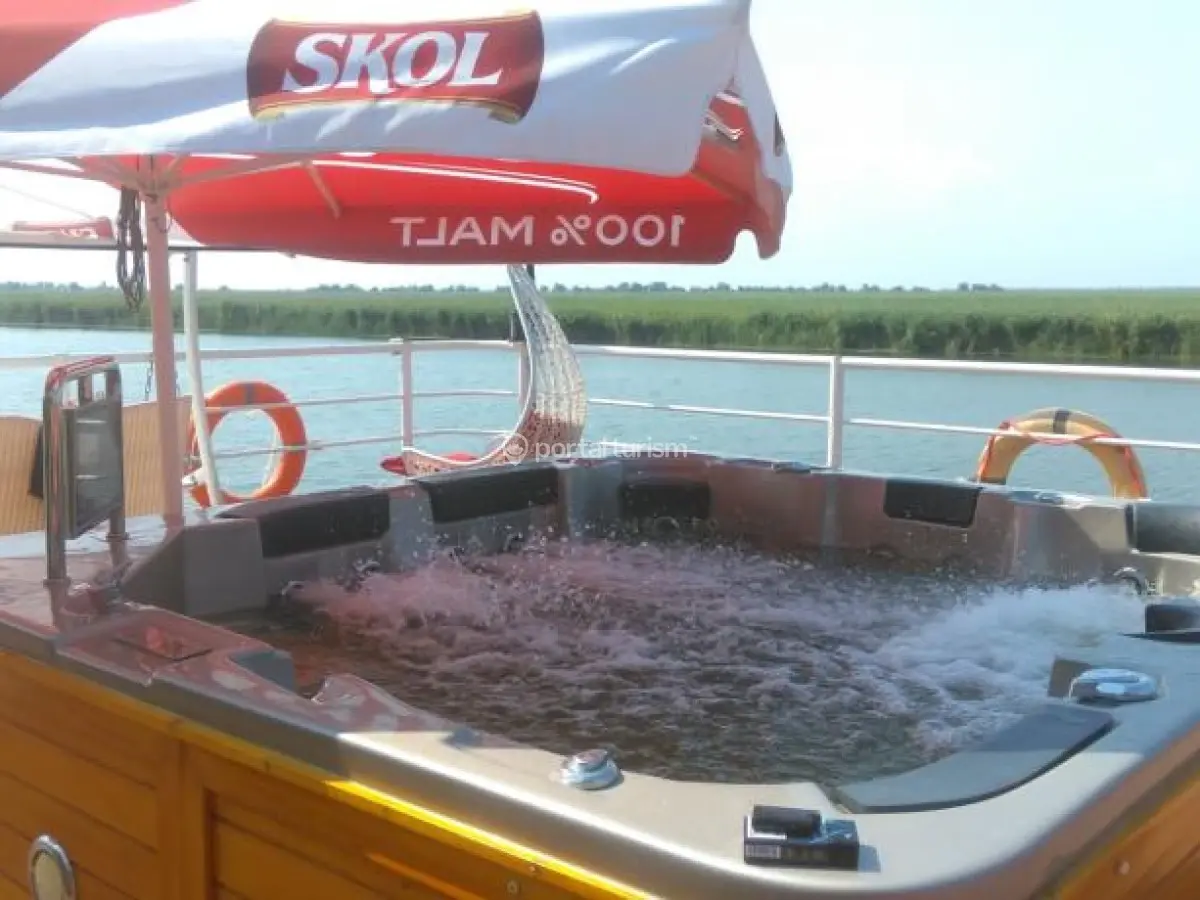 Hotel Plutitor Splendid