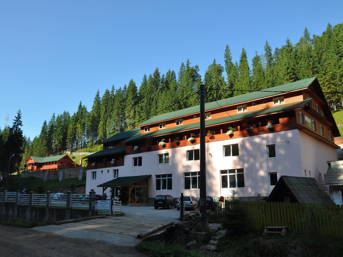 Cazare Pensiunea Cerbul