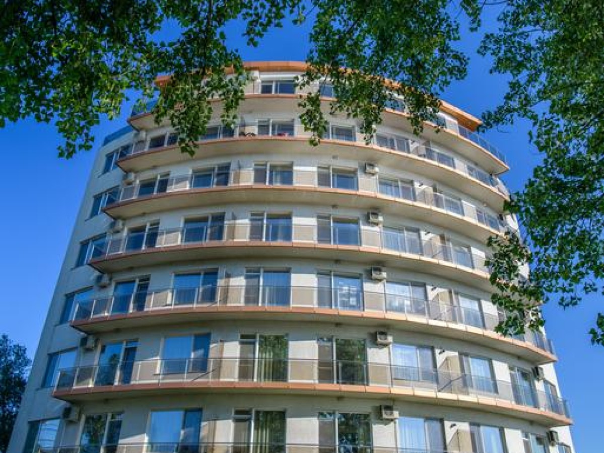 Cazare Hotel-Apartament Melbo