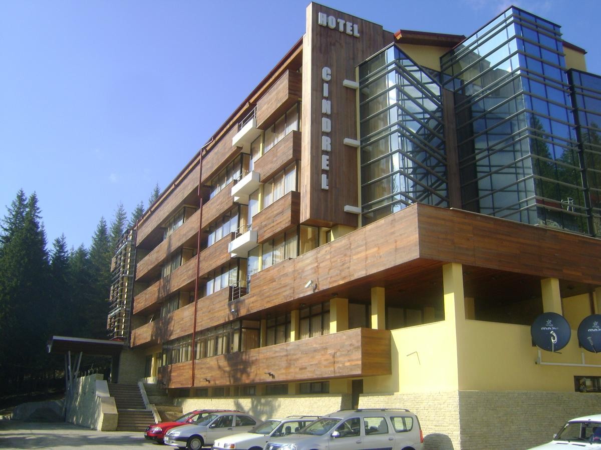 Cazare Hotel Cindrel