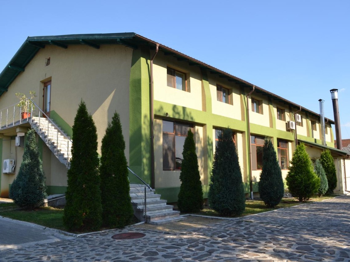 Cazare Motel Meșterul Manole