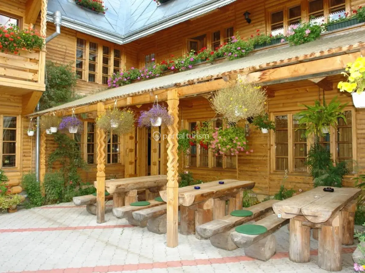 Pensiunea Crizantema