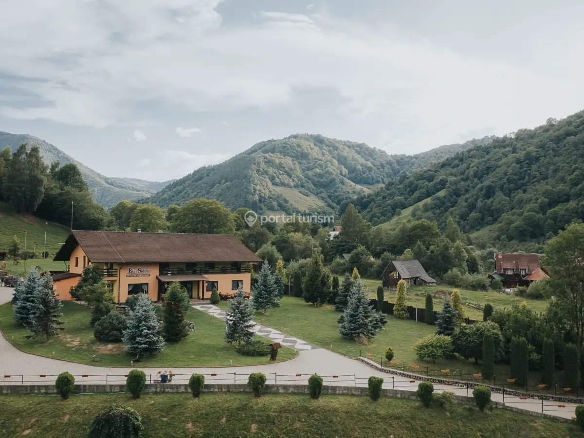 Pensiunea Rau Sadului