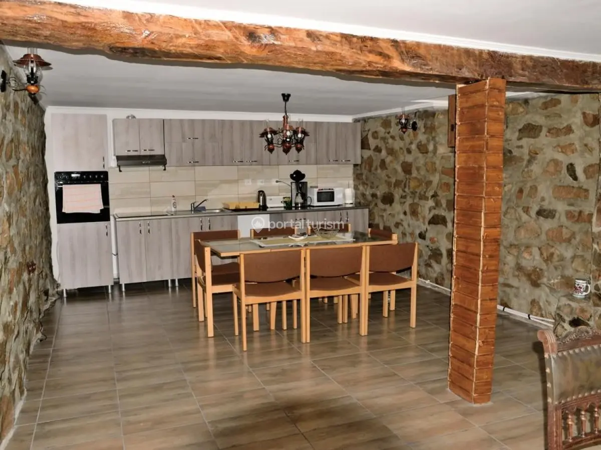 Popas Turistic Casa Sviniceana