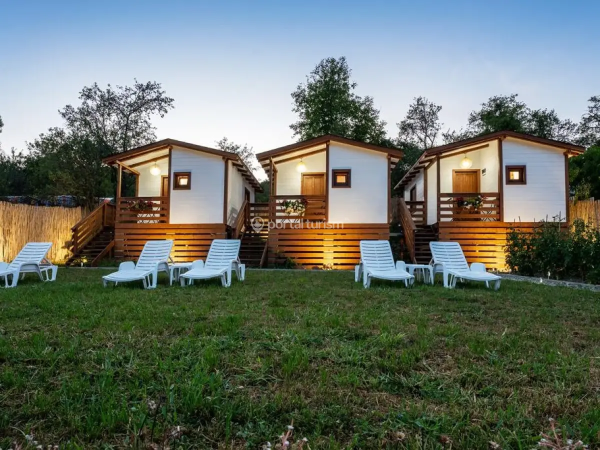 Camere de închiriat Flori Haus