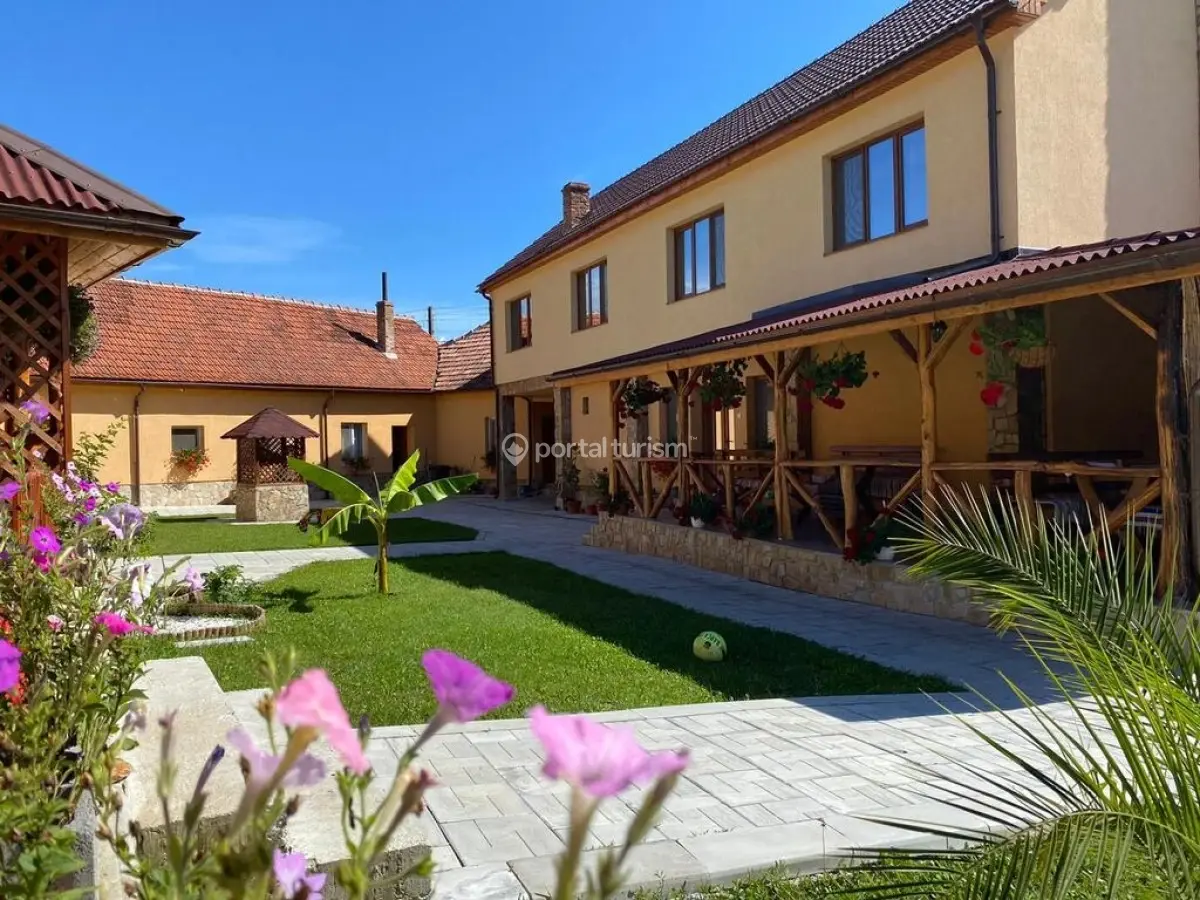 Pensiunea La Tușa Dușa