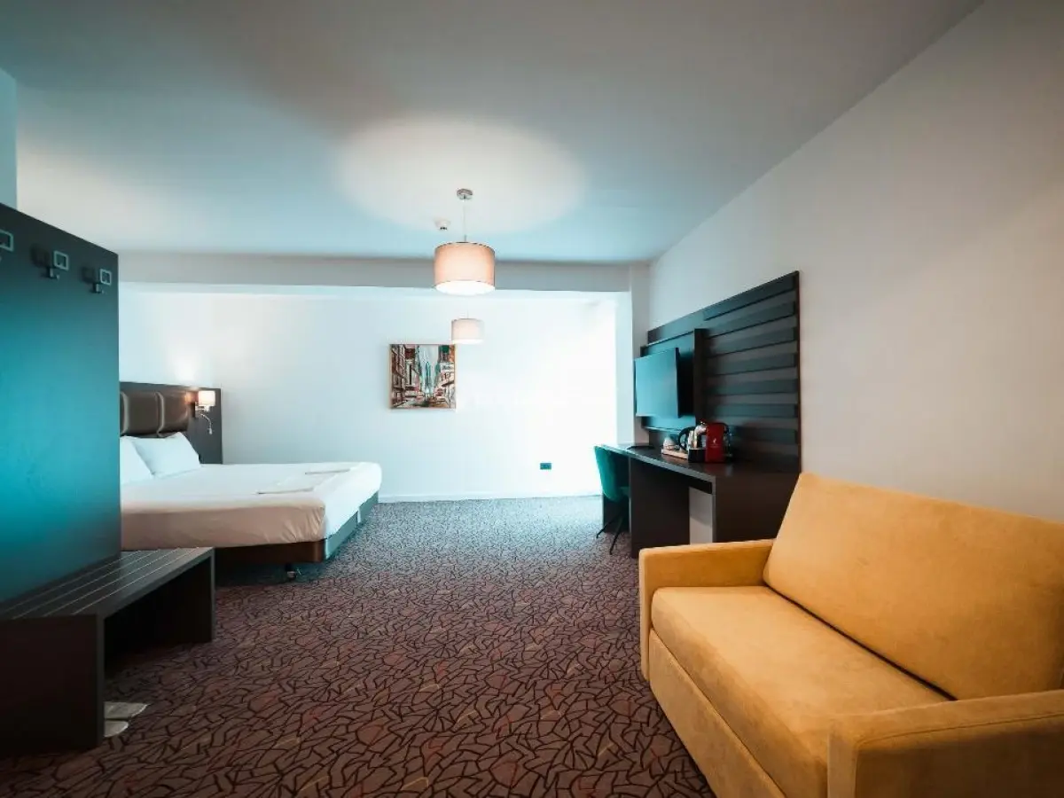 Charm Boutique Hotel