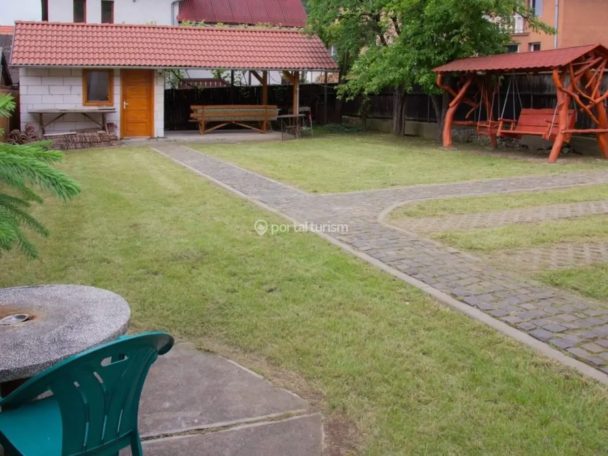 Pensiunea de pe Malul Pârâului 3