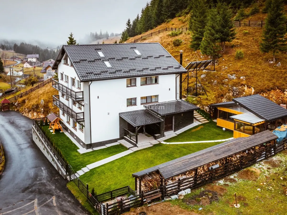 Pensiunea Royal Rado Villa Premium