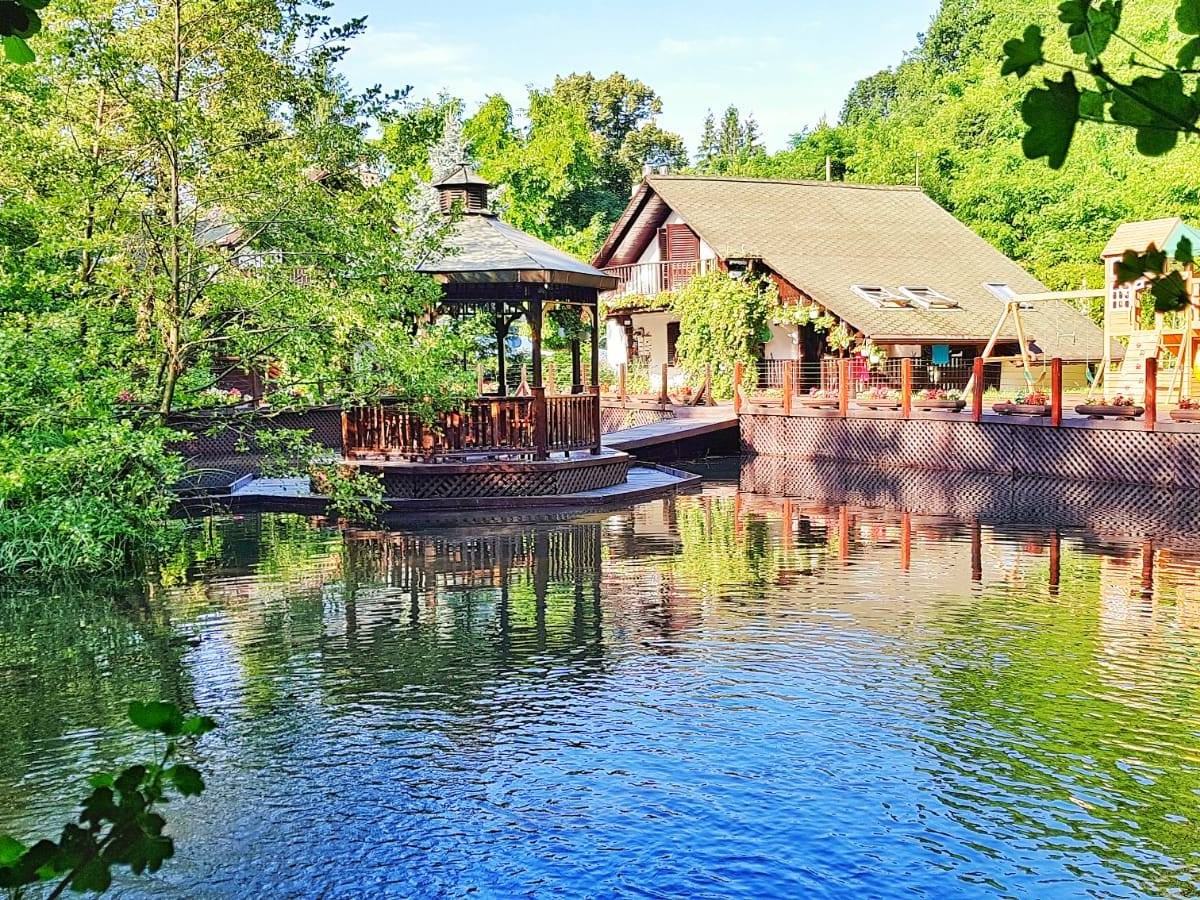 Cazare Casa din Pădure