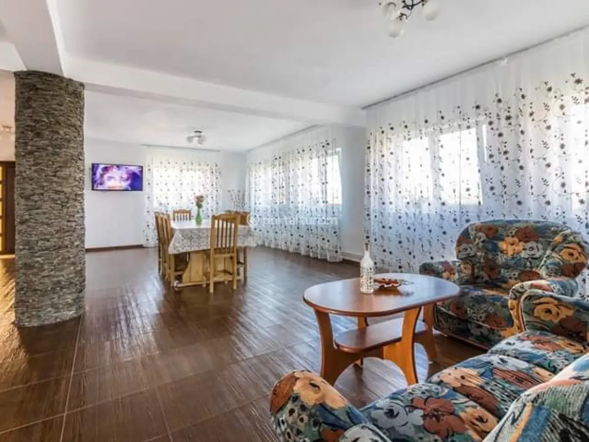 Pensiunea Maria-Mihaela