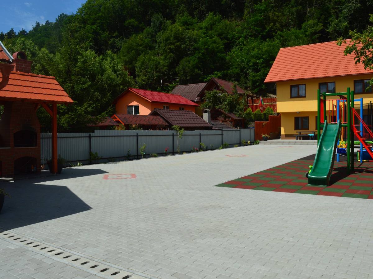 Unterkunft Apartamente Cazare 77