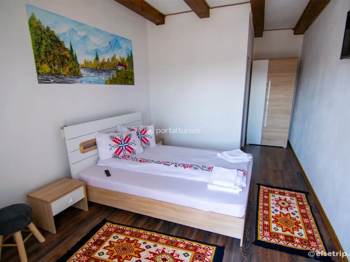 Camere de închiriat Conacul Cosăului