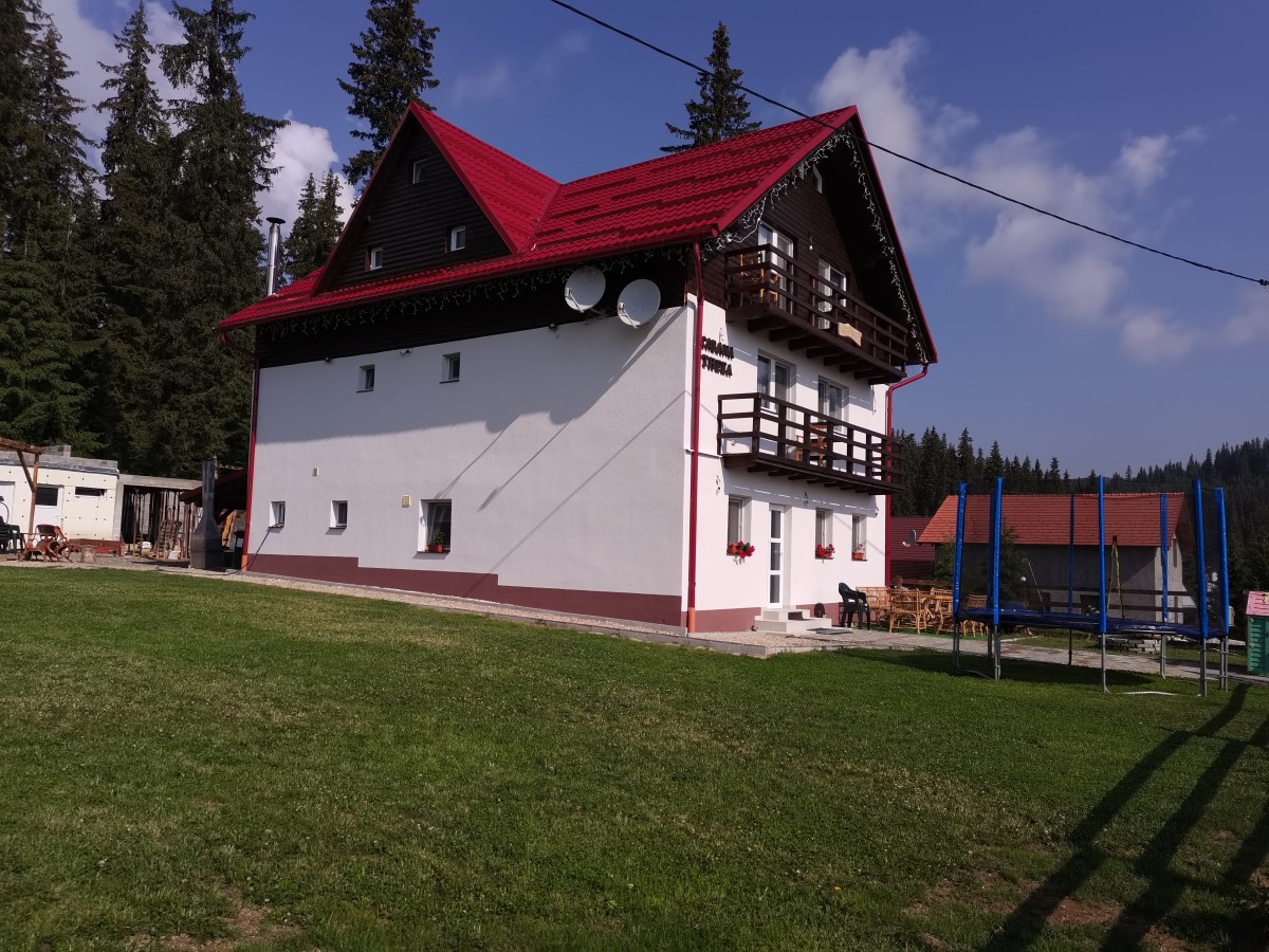 Alojamiento Cabana Theea