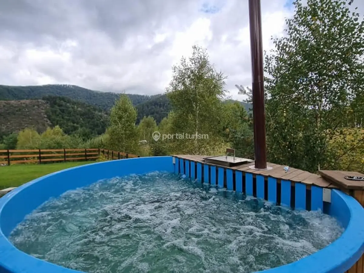 Pensiunea Coada Lacului