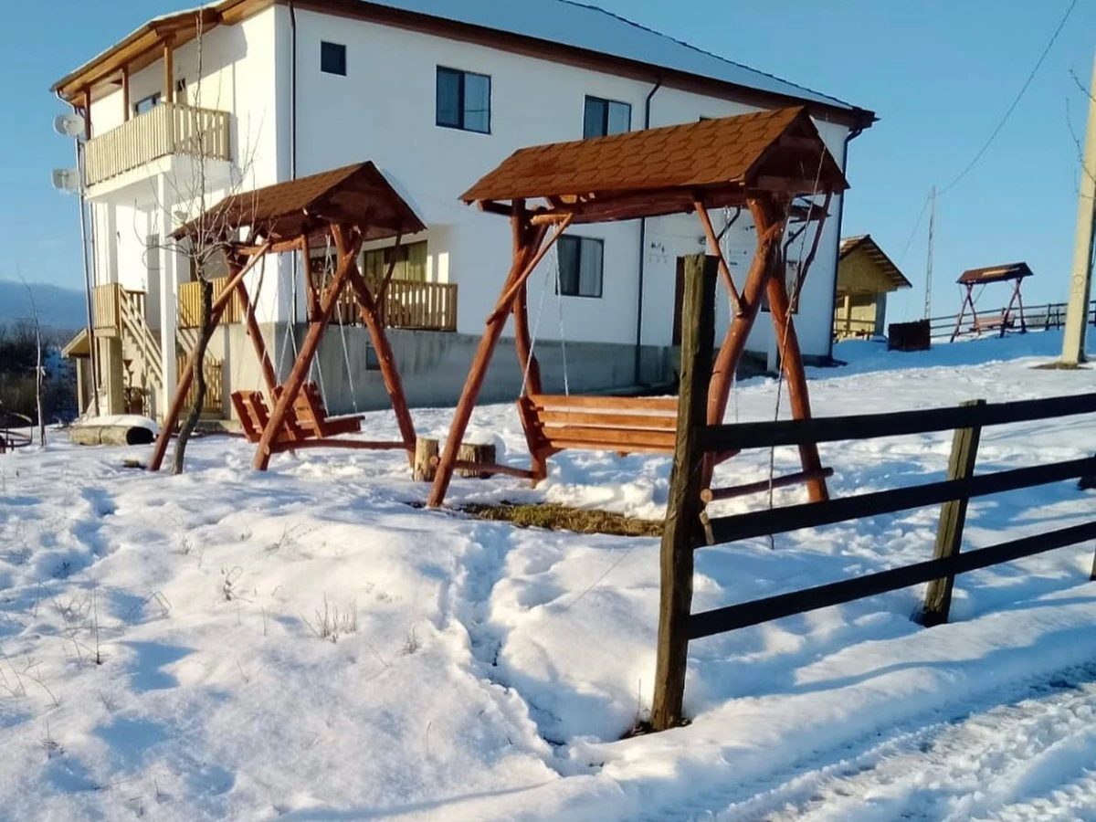 Cazare Căsuța de la Munte