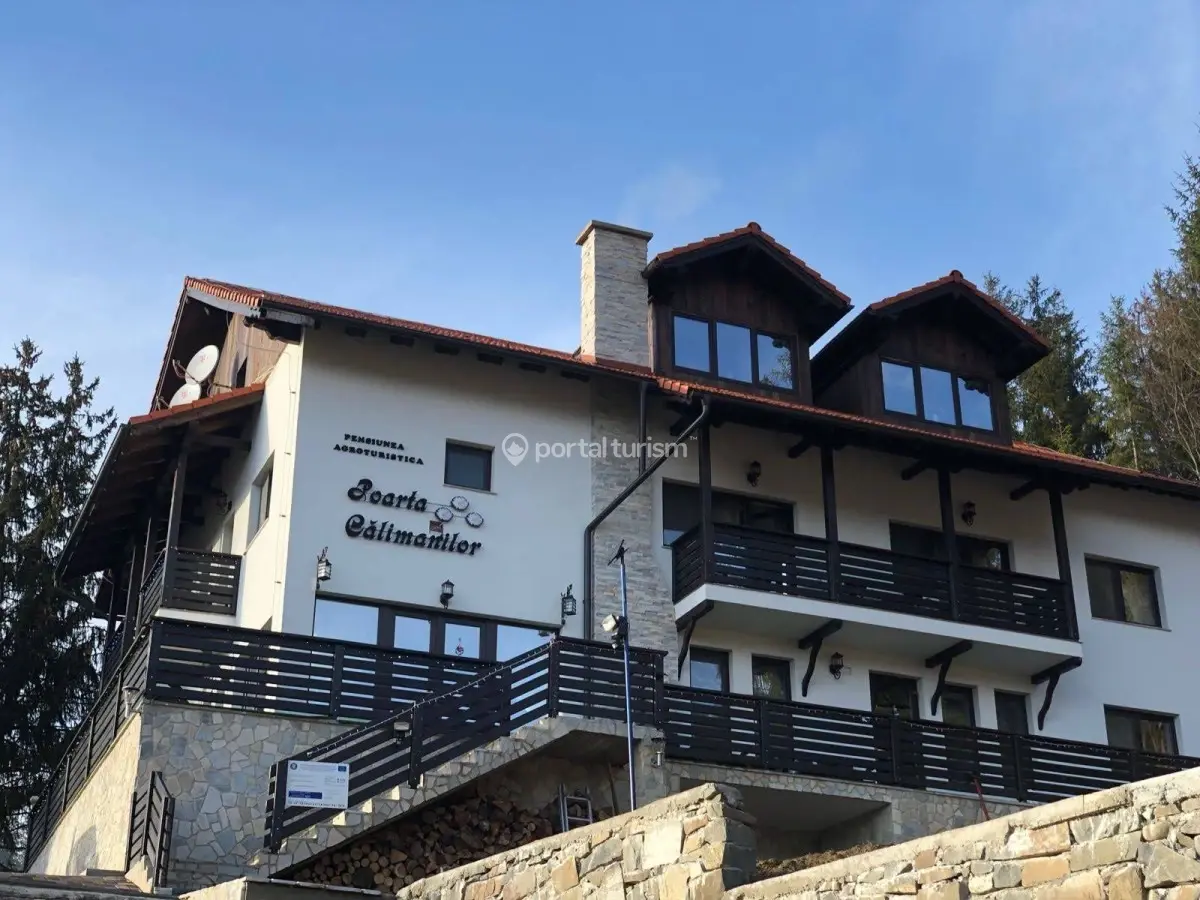 Pensiunea Poarta Călimanilor