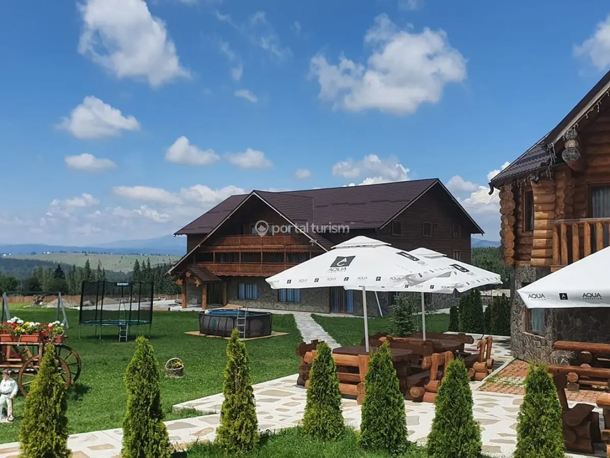 Cabana Poiana Bucovineană