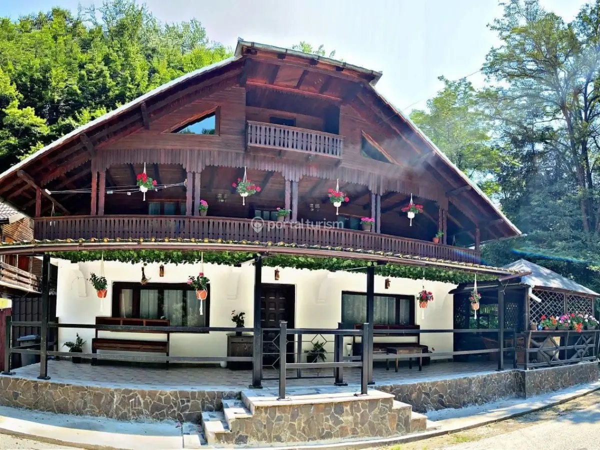 Cabana Brădetu - Montway