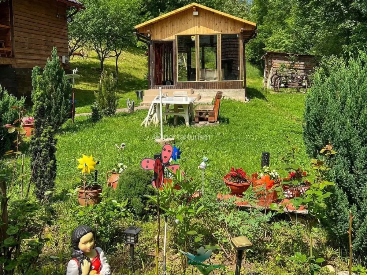 Cabana Poienița Podeni