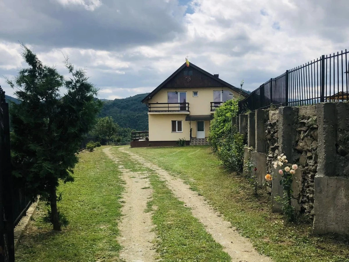 Accommodation Cabana Refugiu Montan