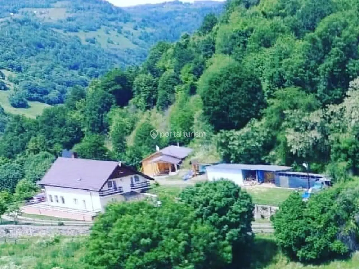 Cabana Refugiu Montan