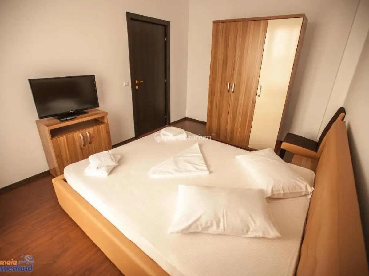 Vogue Summerland Apartments