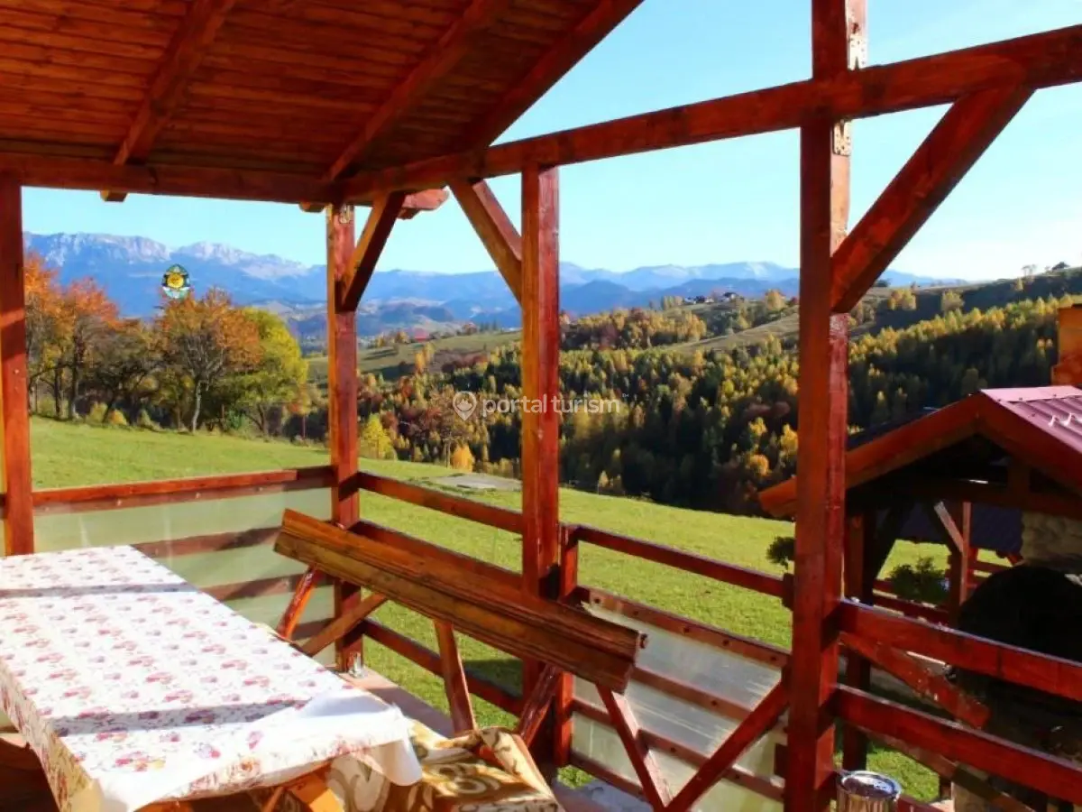 Pensiunea Garofița Pietrei Craiului