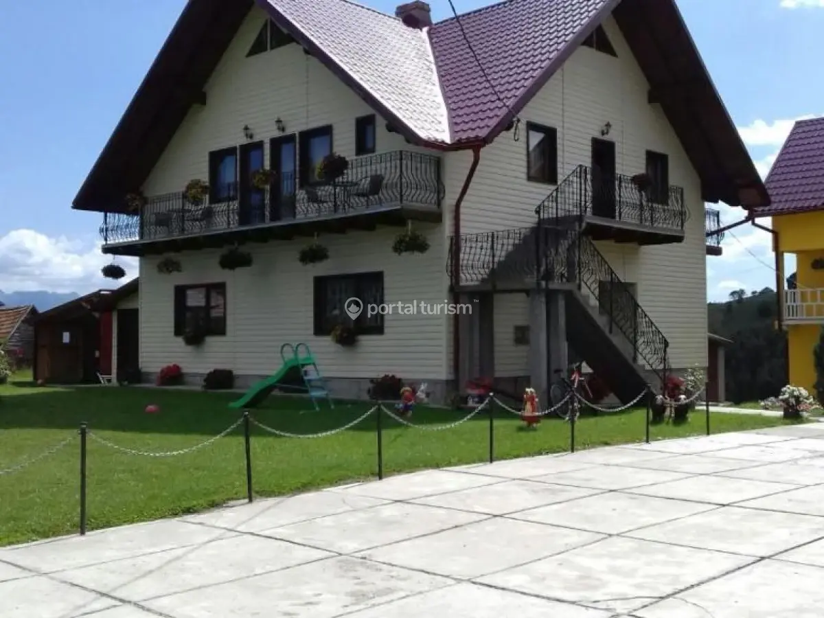 Pensiunea Garofița Pietrei Craiului