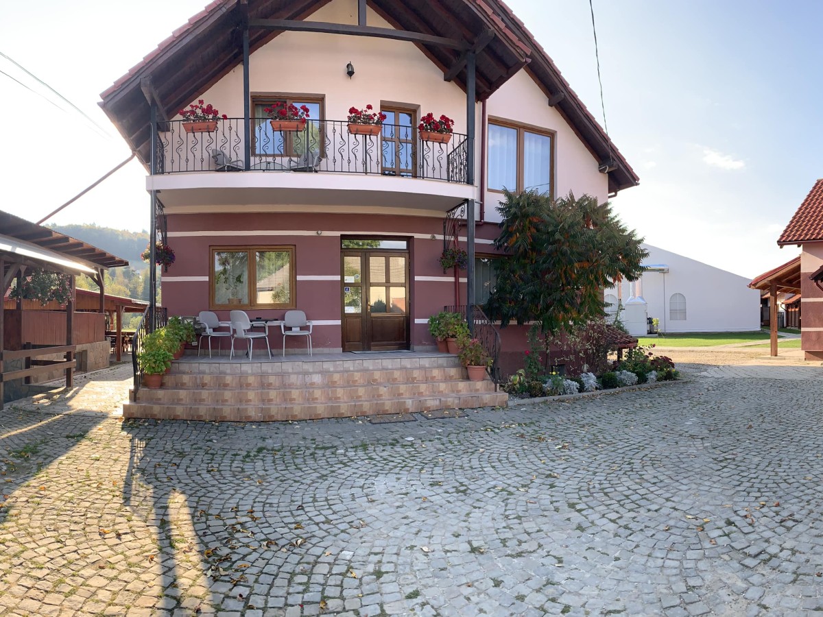 Cazare Pensiunea La Moară