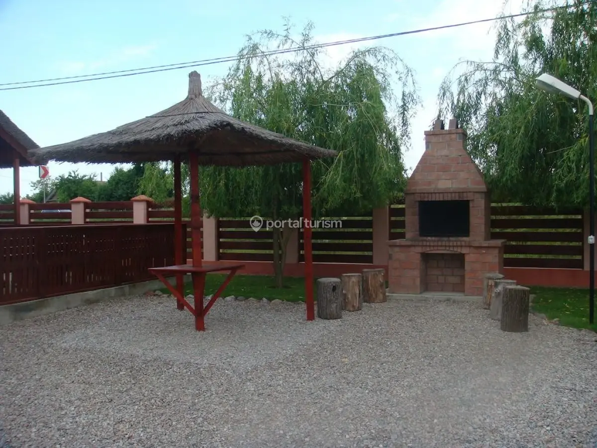 Complex Turistic La Tavi